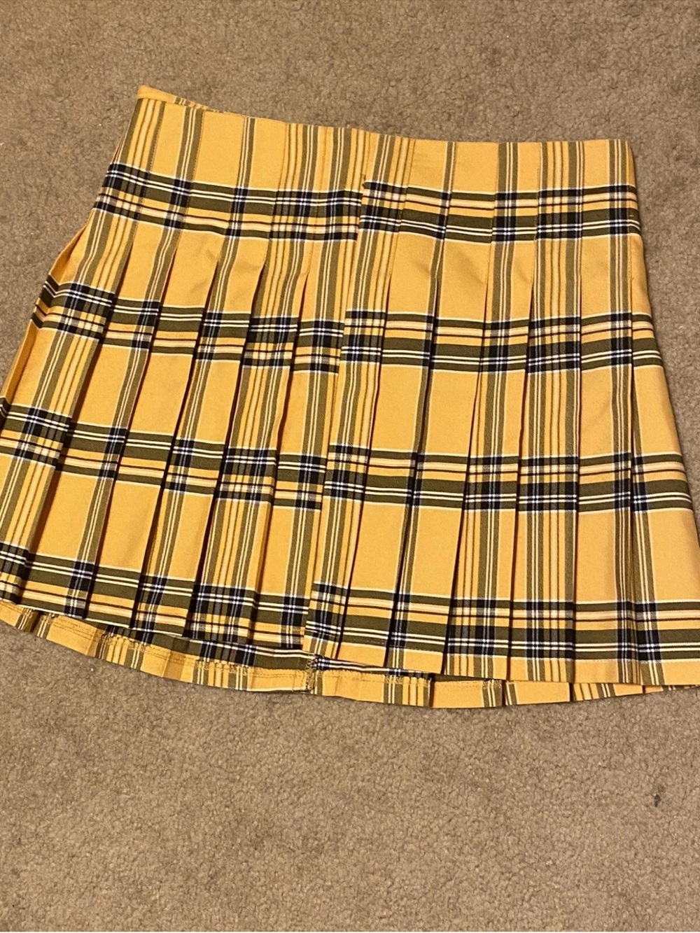 no boundaries size large pleaded yellow skirt
